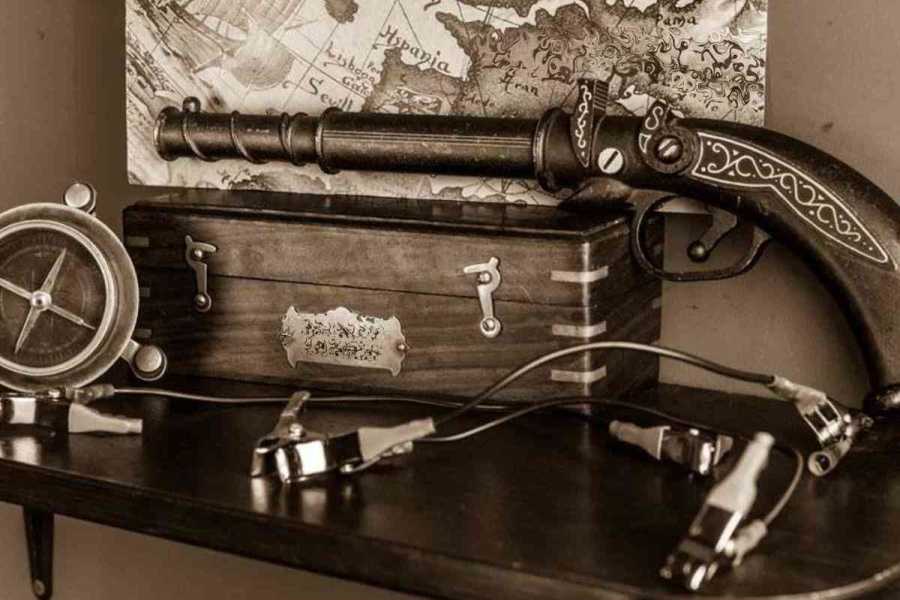 Квест в реальности Шерлок. Цифровой апокалипсис от компании Тайна семи дверей Квест в реальности Шерлок. Цифровой апокалипсис от компании Тайна семи дверей